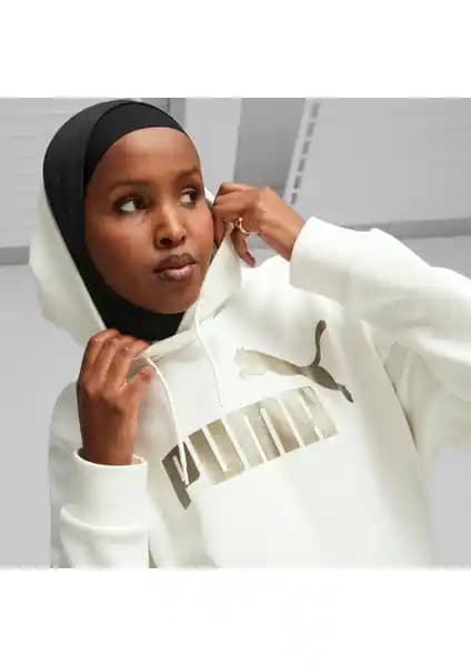 Puma Ess+ Metallic Logo Kadın Sweatshirt: Şık ve Rahat Günlük Kullanım İçin Mükemmel Seçenek