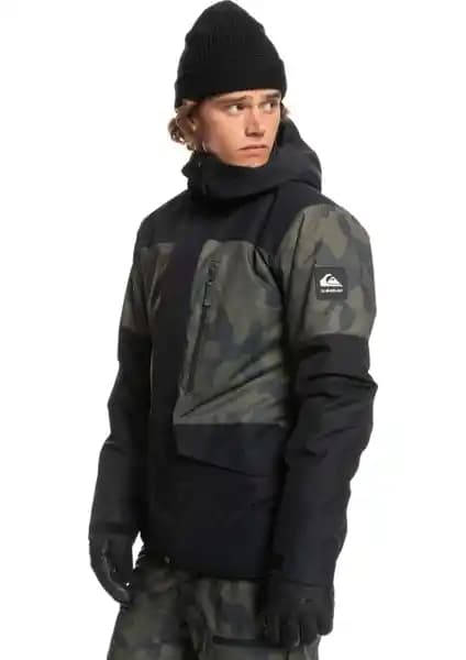Quiksilver Mission Printed Block Erkek Su Geçirmez Snowboard Montu Şık ve Fonksiyonel Kış Giyim Tercihi
