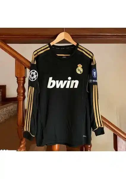 Real Madrid 2011/12 Cristiano Ronaldo Nostalji Forması Koleksiyon Parçası