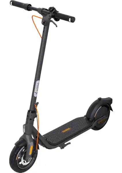 Segway Ninebot Kickscooter F2 Plus Elektrikli Scooter ile Günlük Şehir Ulaşımını Kolaylaştırın