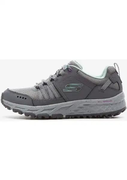 Skechers Escape Plan Kadın Spor Ayakkabısı Günlük Şıklık ve Konfor Sunan Modern Tasarım