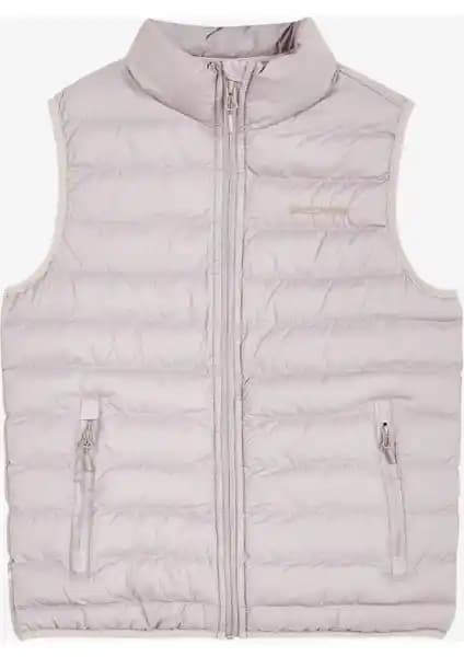 Skechers W Essential Mor Kadın Yelek: Şıklık ve Konforu Bir Arada Sunan Modern Tasarım