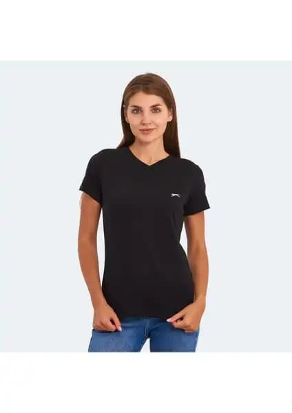 Slazenger KRISTEN I Kadın Siyah Tişört: Rahat ve Şık Günlük Spor Kıyafeti