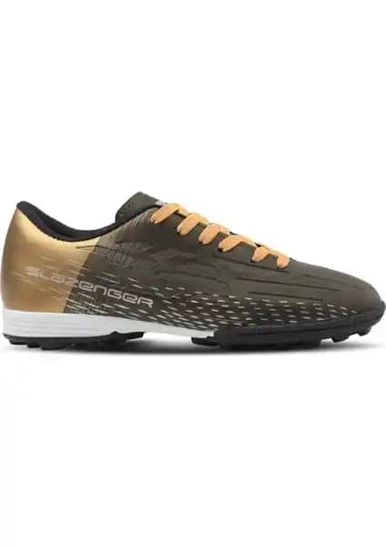 Slazenger Score I Hs Erkek Futbol Ayakkabısı: Performans ve Şıklığın Modern Buluşması