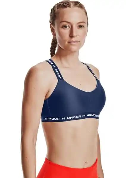 Under Armour Kadın UA Crossback Low Spor Sütyeni: Konfor ve Performans Sunan Modern Tasarım