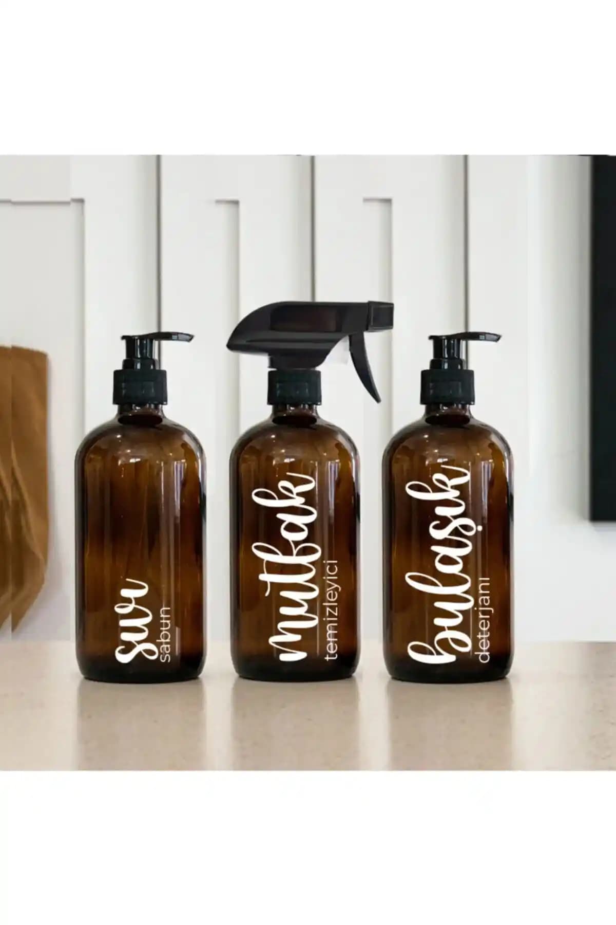 Amber Cam Şişe Seti: Modern ve Dayanıklı Temizlik Ürünleriyle Estetik Mutfak ve Banyo Dekorasyonu