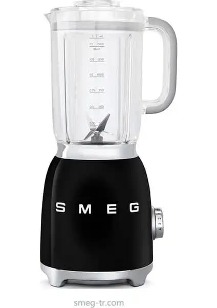 KitchenAid Artisan K400 ve Smeg Siyah Blender Karşılaştırması Mutfak Performansı ve Tasarımı 2