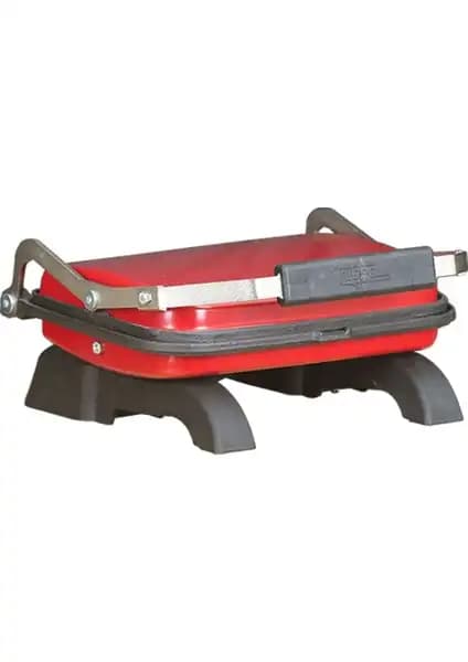Tuğra Döküm ve Mini 1800 W Tost Makinesi Karşılaştırması 1
