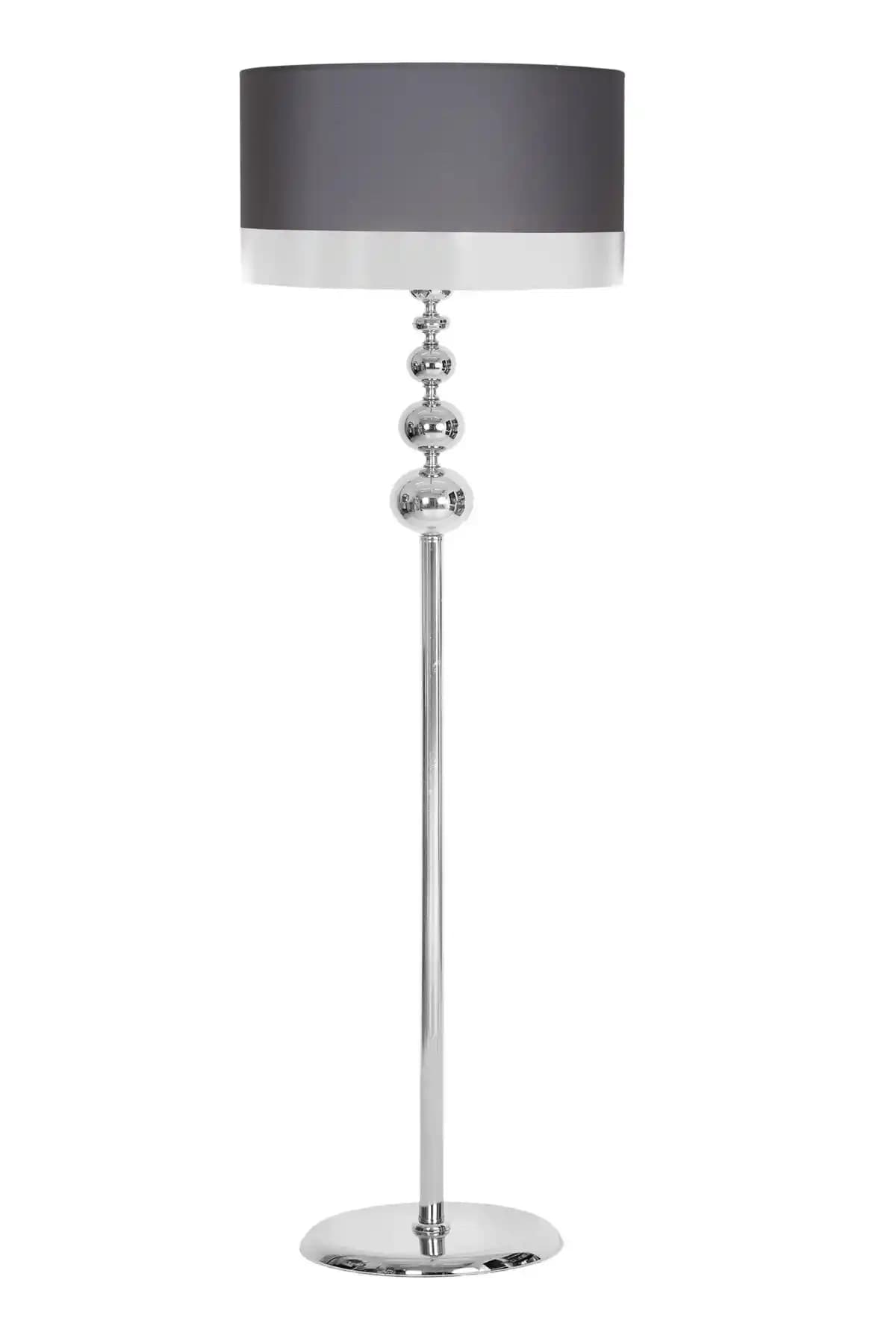 Vinner Vega Krom Kaplama Üçlü Küre Düz Metal Lambader: Estetik ve Şıklık