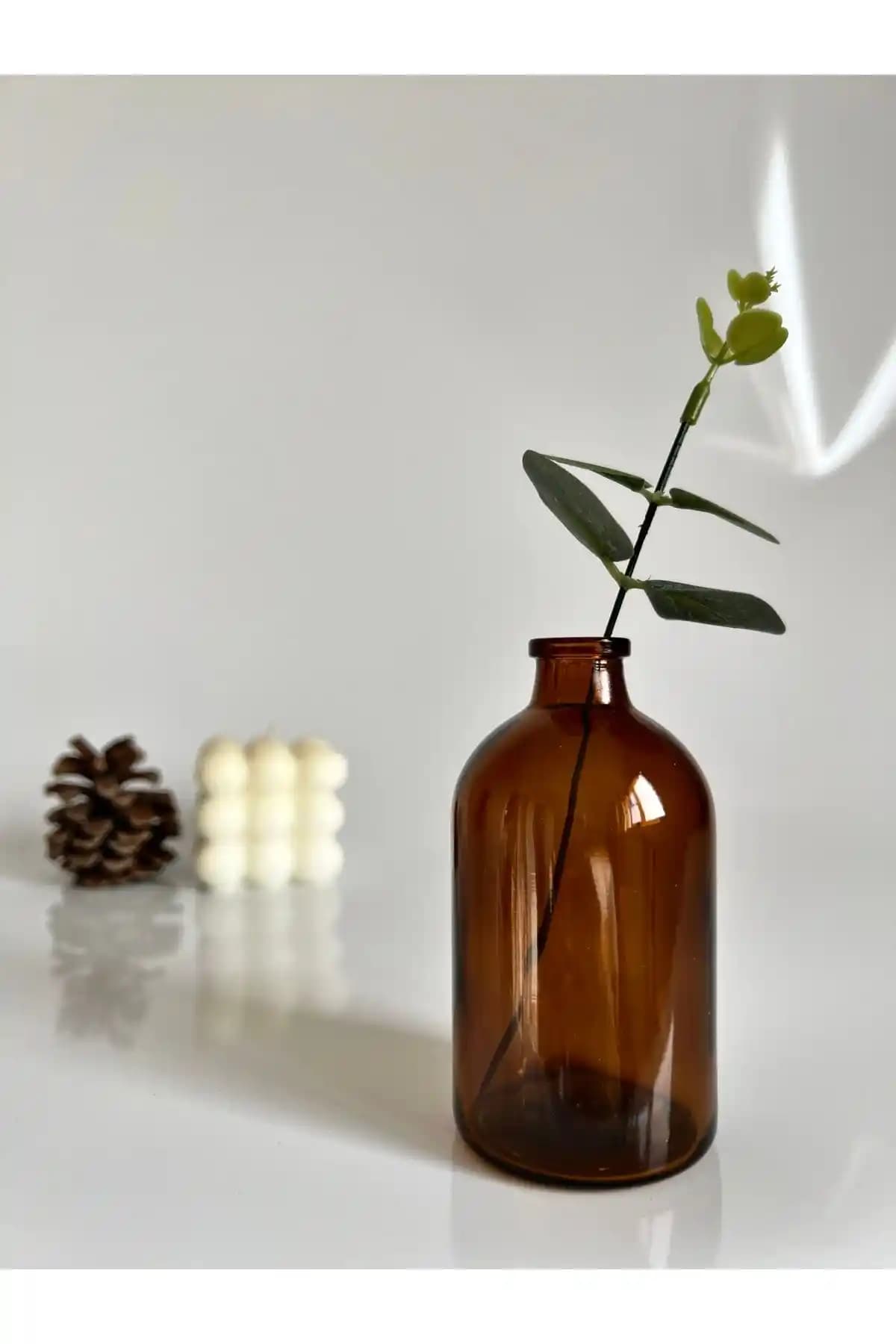 Şık GO BLOBS 100ml Amber Kahverengi Mini Cam Vazo ile Ev Dekorasyonuna Zarafet Katın