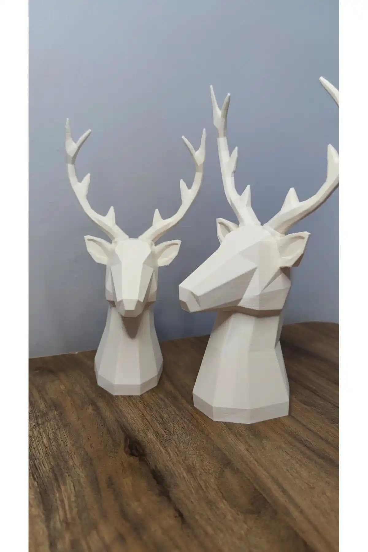 Gizstore Home'un Modern Geyik Figürlü Dekoratif Biblosu ile Şıklığı Yakalayın