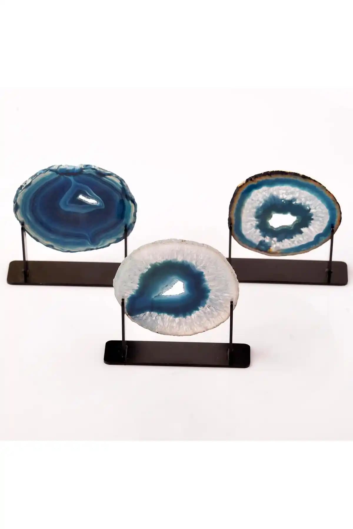 Mavi Akik Taşı Plaka: Metal Stand ile Şık ve Doğal Dekoratif Ürün