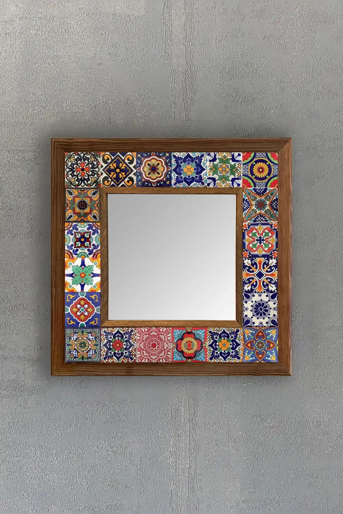 Oscar Stone Ahşap Çerçeveli Mozaik Doğaltaş Ayna ile Estetik ve Şıklık