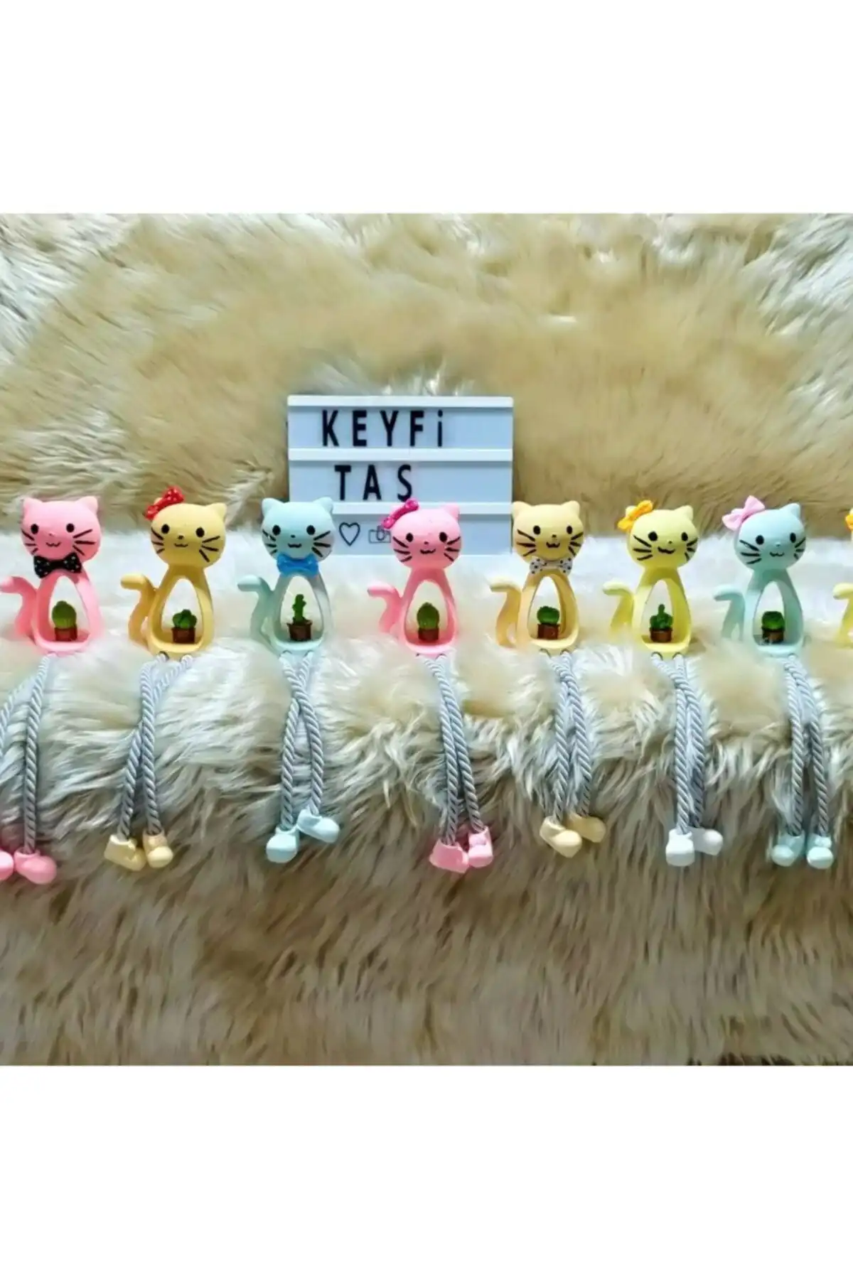 Keyfitaş Kedi Biblosu: Şıklığı ve Dayanıklılığı ile Modern Dekorasyon