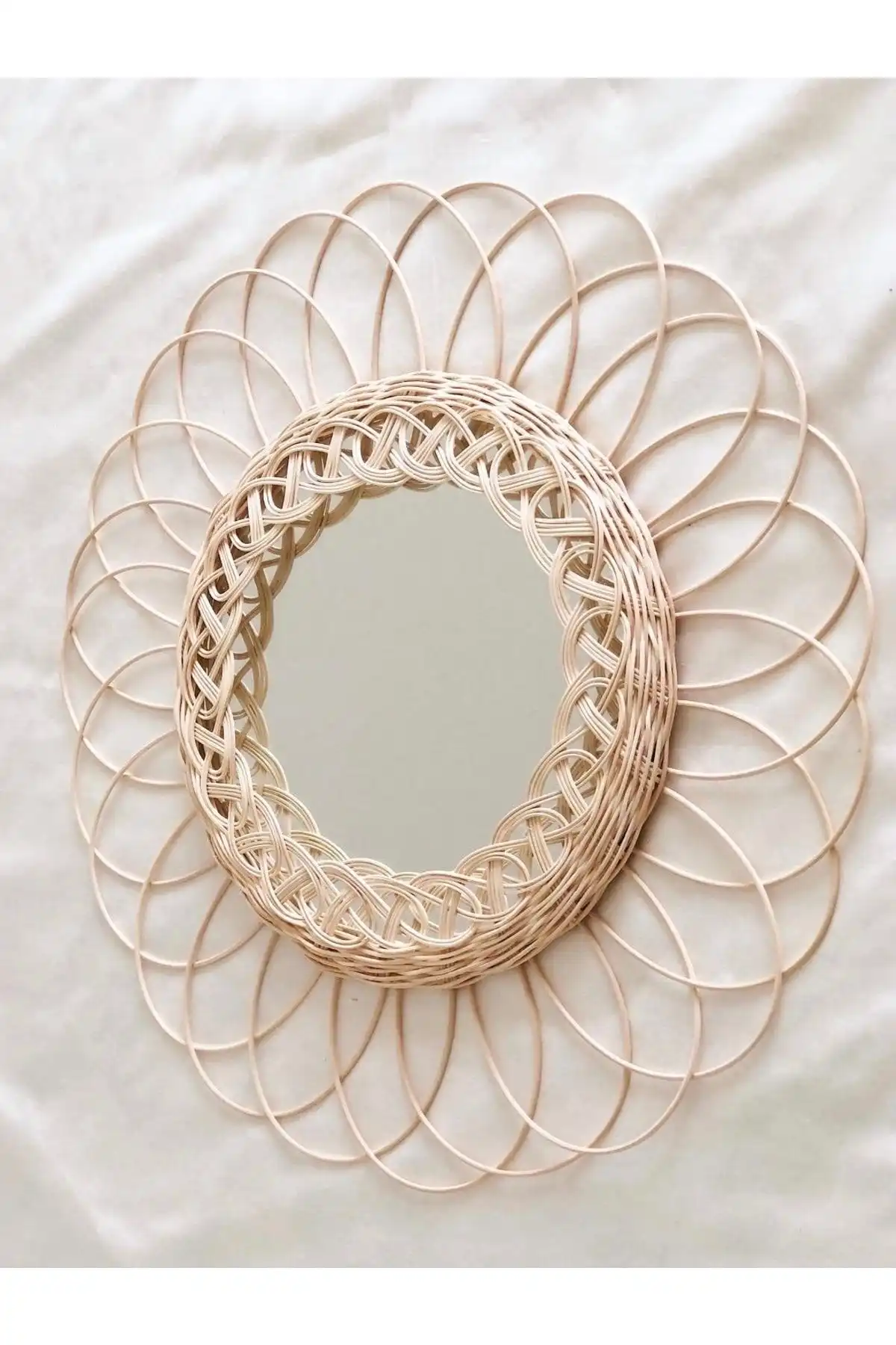 Veneris Design 30 Cm Rattan Bambu Hasır Ayna ile Modern Dekorasyon Fırsatı