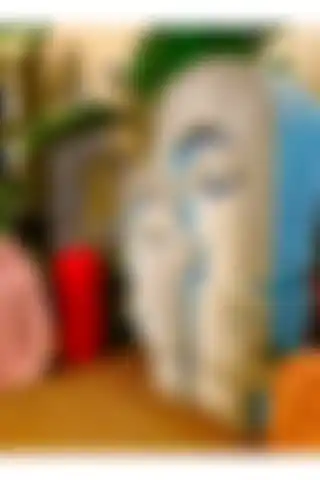 Kaktüsbutik Soyut İki Yüz Beton Heykel ile Evinizi Şıklaştırın
