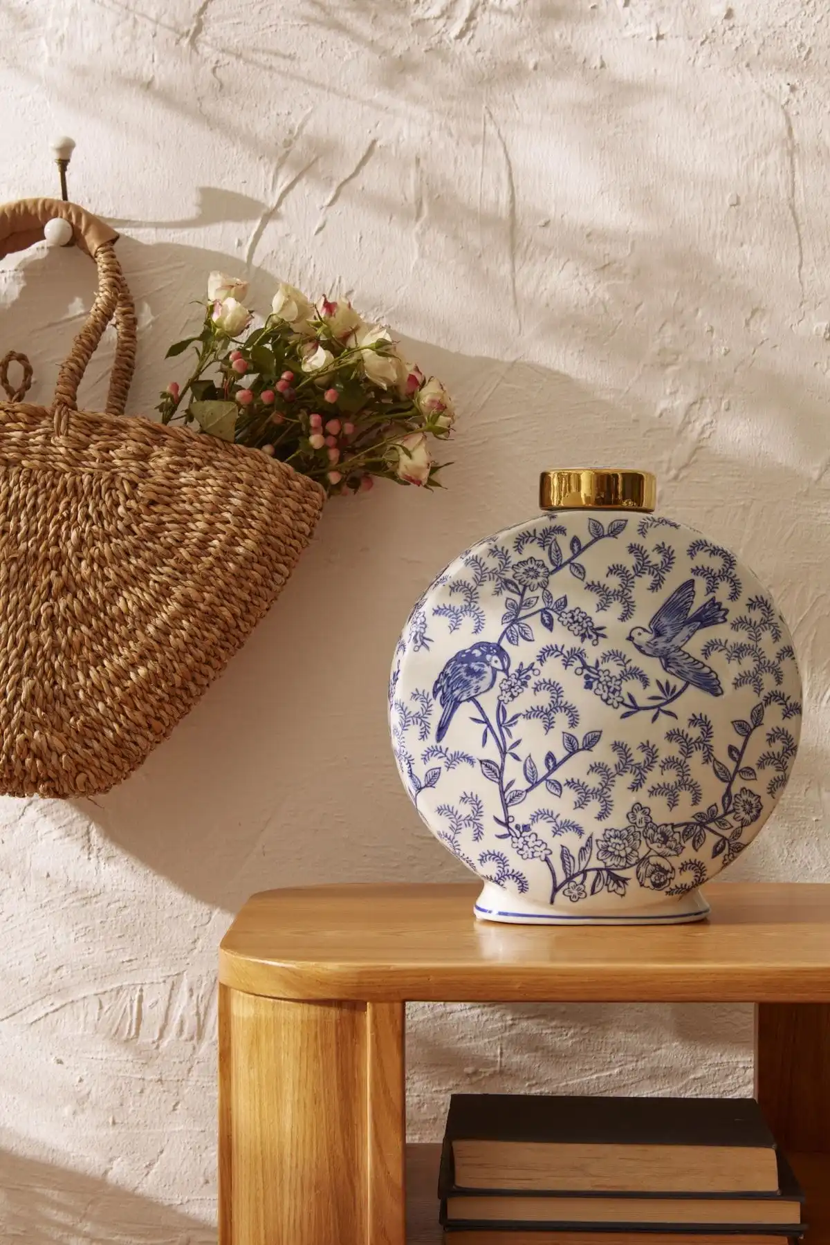 Karaca Home Lisbon Pol Küp 23 cm: Modern ve Gelenekselin Buluştuğu Şıklık