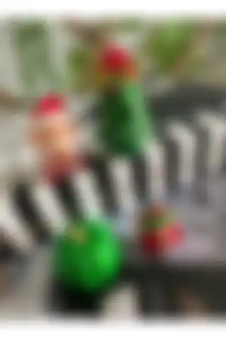 Evdeki Atölyem 4’lü Yılbaşı Mini Biblo Seti ile Retro Zarafeti Yaşayın