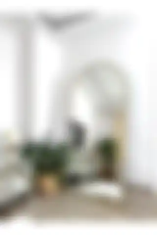 EFFE YAPI DEKOR Altın Metal Çerçeveli Oval Boy Aynası: Modern İç Mekanlar İçin Şıklık