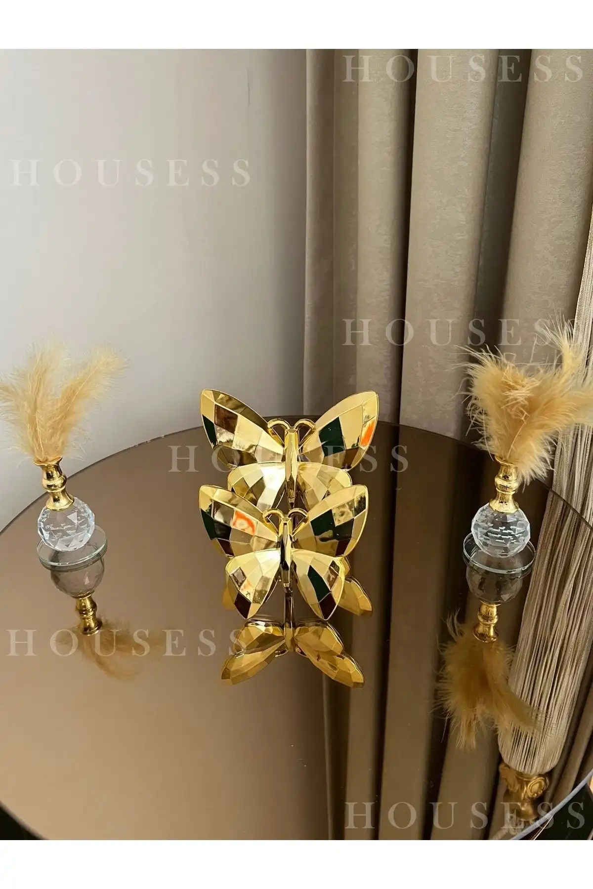 Housess Dekoratif 2'li Gold Kelebek ve Tüylük Biblo Seti ile Modern Ev Dekorasyonu