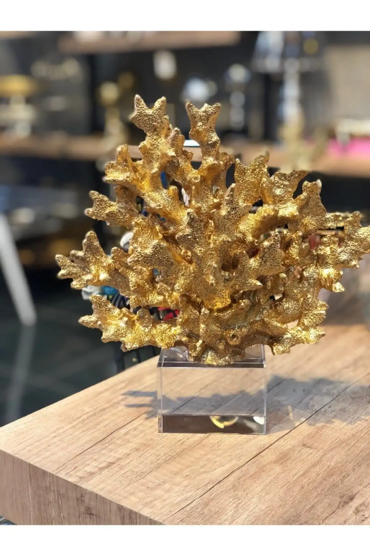 Sillage Home Kristal Kaideli Gold Mercan ile Modern Zarafetin Keyfini Yaşayın