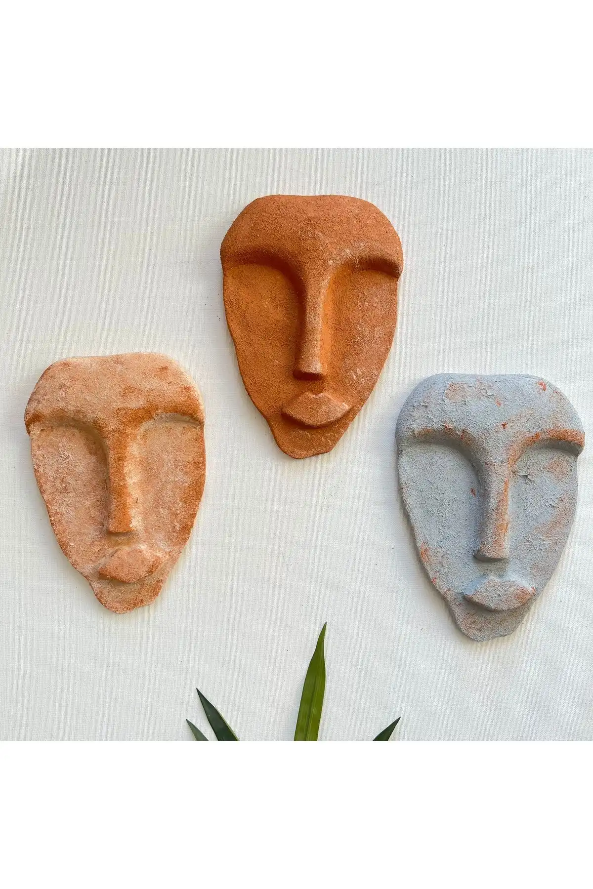 Mes Rêves El Yapımı Taş Heykel Soyut Yüz Maske Seti ile Modern Dekorasyon Deneyimi