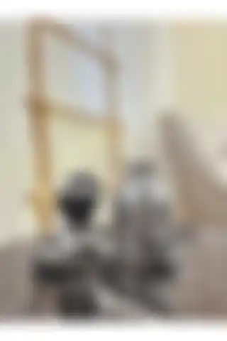 DNZ Dekor Gümüş Kadın Figürlü 3'lü Vazo Seti ile Modern ve Estetik Dokunuşlar