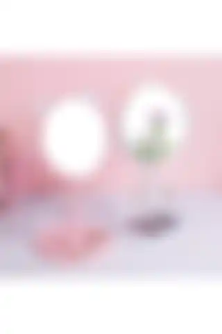 Modern Tasarımıyla Hansel Kedi Kulaklı Makyaj Aynası: Kullanışlı ve Estetik Seçenekler
