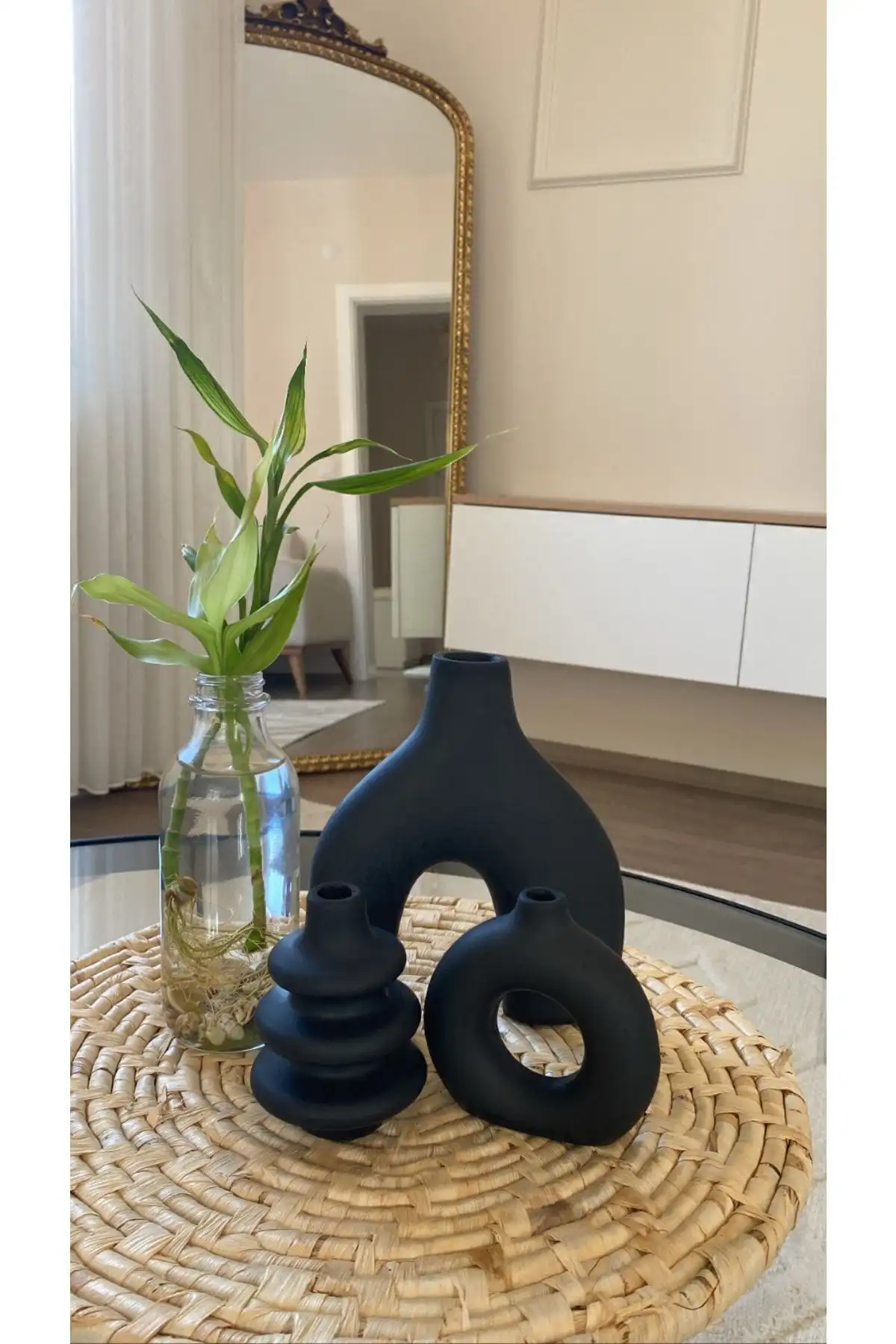 Ogish 3’lü Vazo Seti: Minimalist ve Şık İskandinav Dekoruyla İç Mekanınızı Güzelleştirin