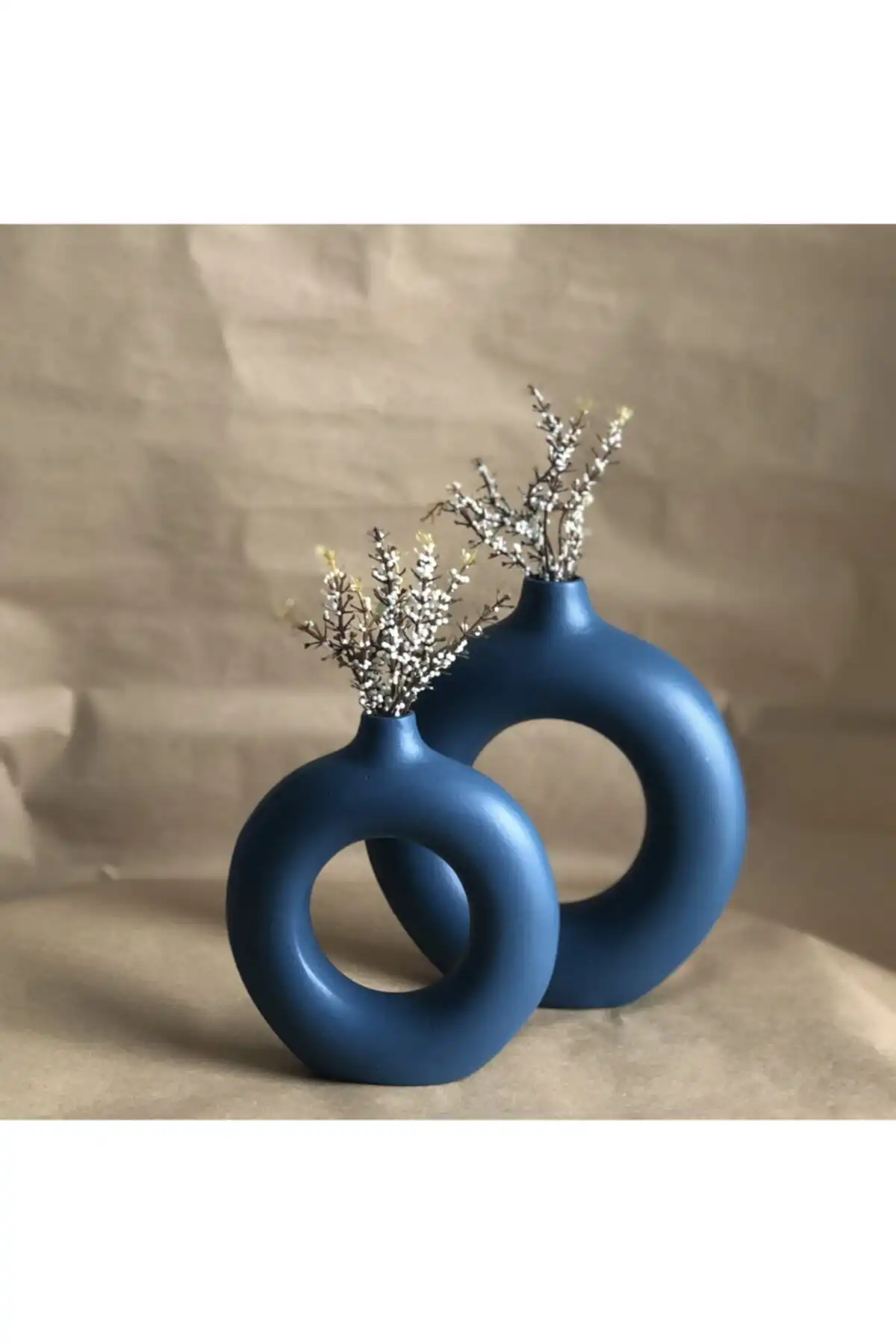 Thiramis Homeconcept Fresco Halka Vazo 2’li Set: Modern Tasarım ve Estetik Özellikler