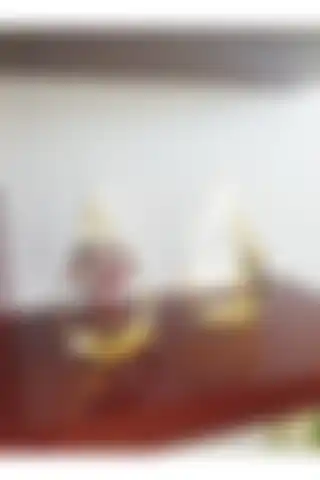 KEMSON Ayaklı Allah Muhammed Lafzı Pleksi Masa Üstü Biblo: Estetik ve Fonksiyonelliğin Buluşması