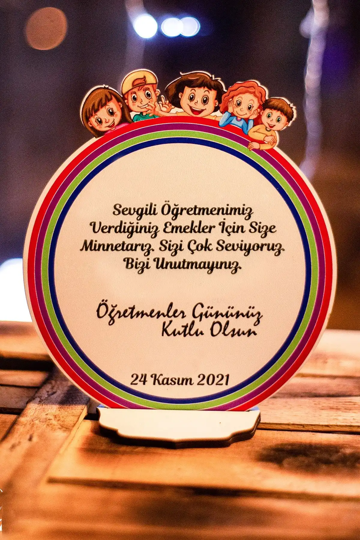 Teknograf Öğretmenler Gününe Özel MDF Plaket ile Öğretmenlerinizi Onurlandırın