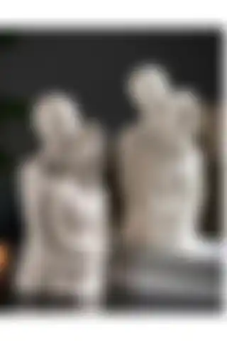 Kaktüsbutik Sarılan Çift Sevgili Heykel Biblo: Modern Dekor için Şıklık