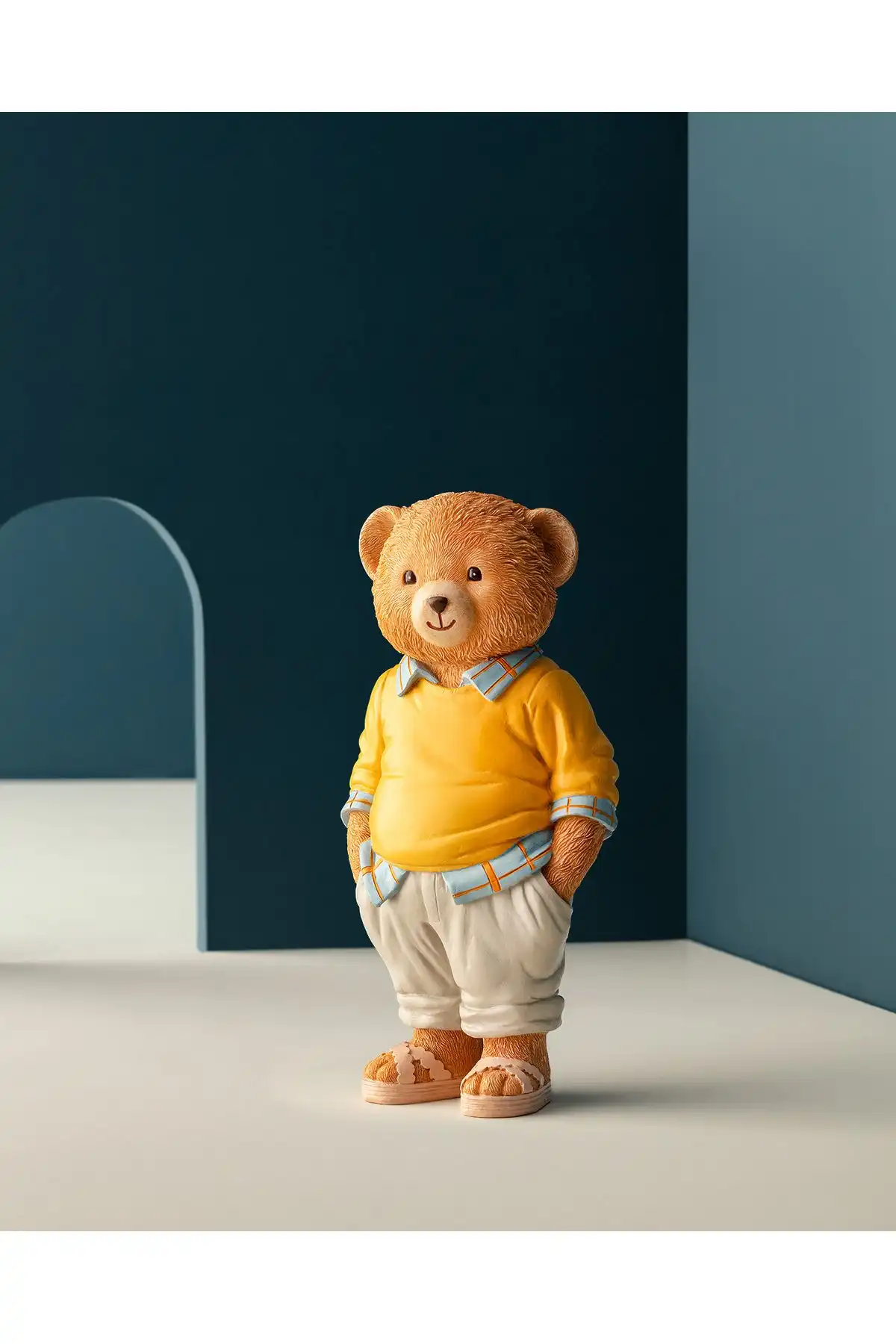 Madame Coco Champ Ayı Bear Biblo ile Modern ve Minimalist Ev Dekorasyonu
