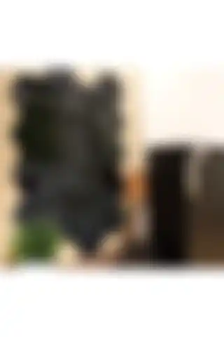 Ata Pleksi Dekoratif Bal Peteği Ayna ile Modern Duvar Dekorasyonu Sağlayın