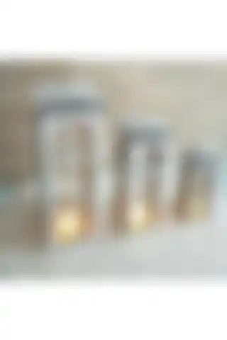 PLANET STORE Dekoratif Ahşap Üçlü Fenerlik ile Eviniz İçin Sıcak Bir Atmosfer Yaratın
