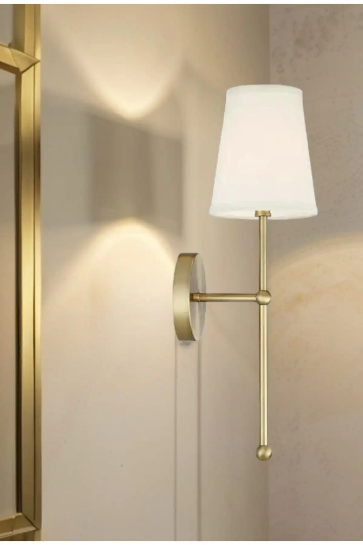 Anonim Luxury Modern Aplik ile Mekanınıza Estetik ve Fonksiyonellik Katın