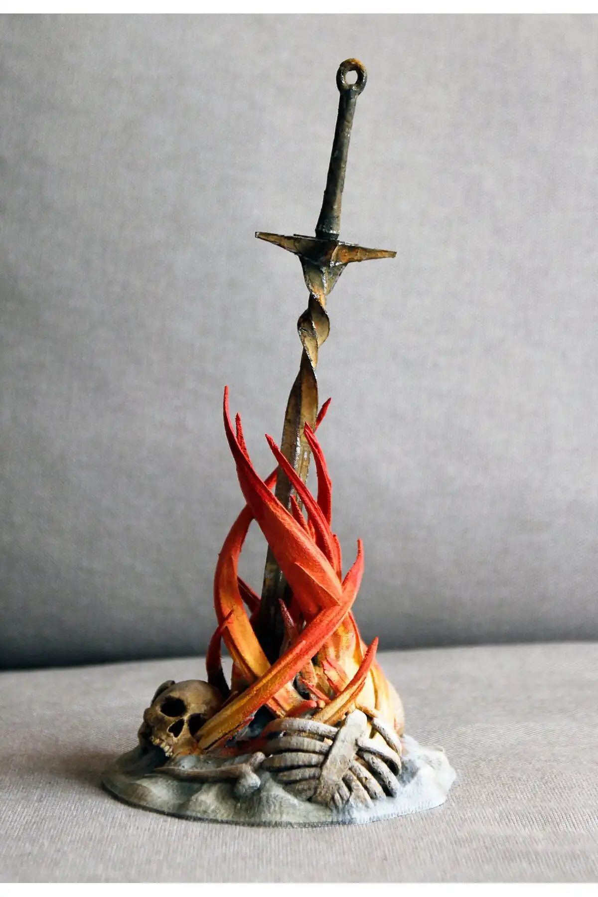 TuransoyCraft Dark Souls Şenlik Ateşi Kılıçlı Şık Masaüstü Dekoratif Obje