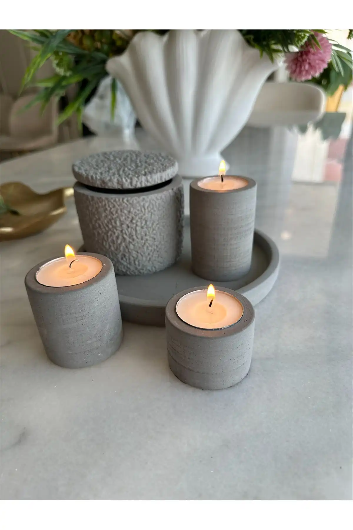 Bautinq Store Beton Tepsili 3'lü Mumluk ile Evinize Modern Dokunuş
