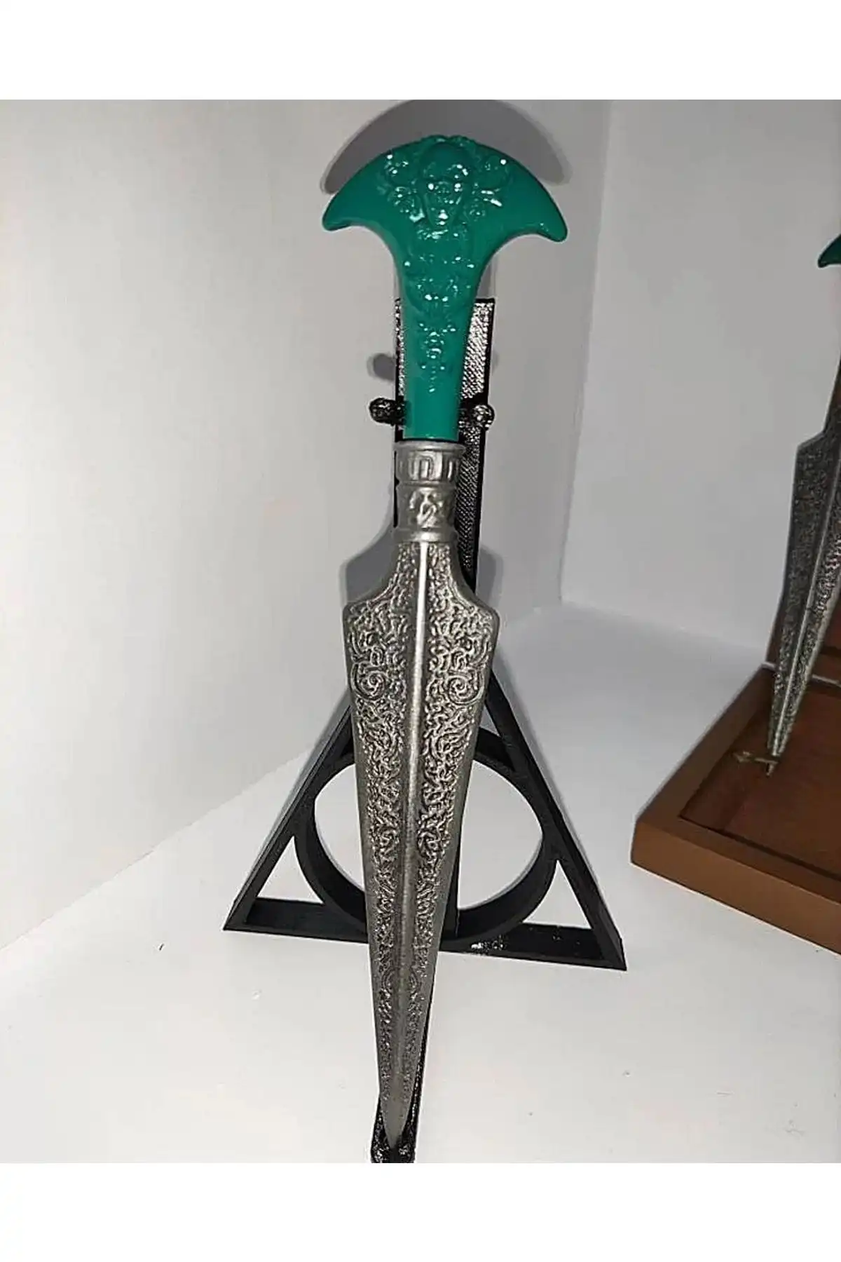 Bellatrix Lestrange'ın Hançeri: Unutulmaz Bir Harry Potter Koleksiyon Parçası